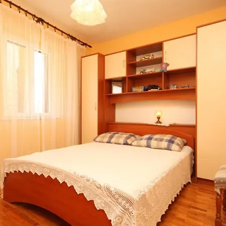 By The Sea Sali, Dugi Otok - 8174 Apartment *
